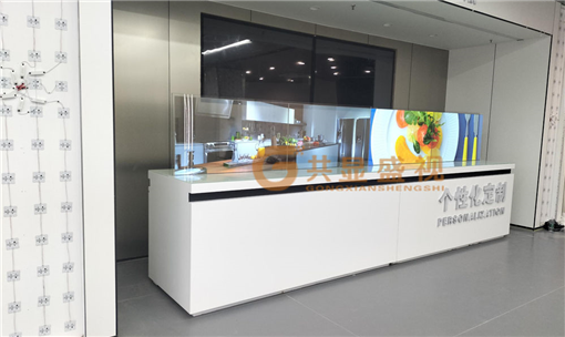 OLED透明顯示屏的廣泛應用
